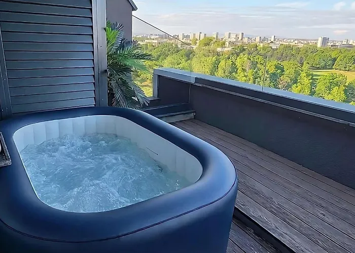 Luxury With Jacuzzi - River View & Underground Parking By Flat Mаnager